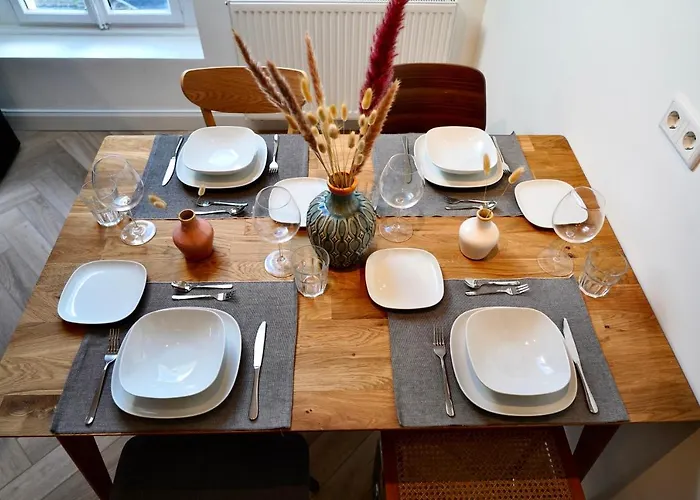 Luxurioese Maisonette Im Szenenviertel * Βούρπεταλ