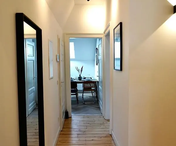 Luxurioese Maisonette Im Szenenviertel Βούρπεταλ